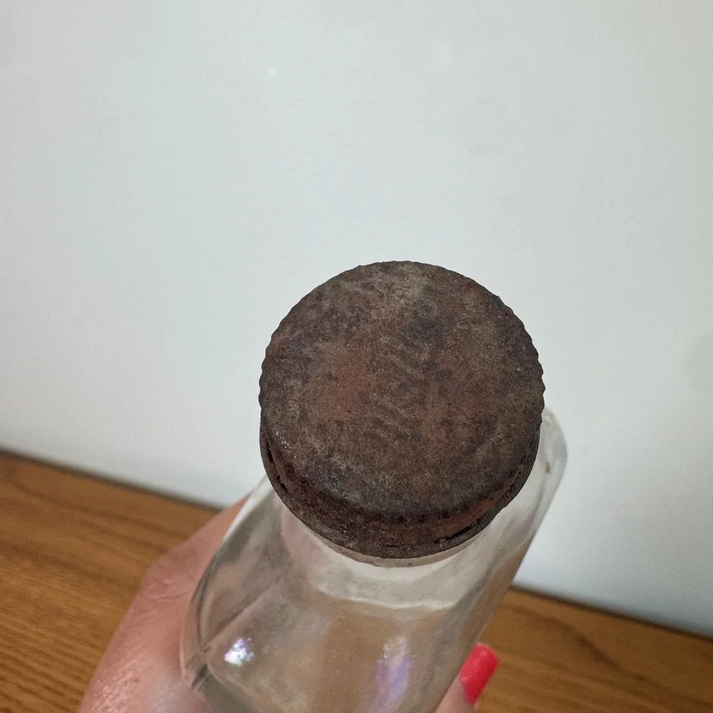 Vintage Furst-McNess Co‎ Freeport ILL USA Embossed Clear Glass Bottle Rusty Cap
